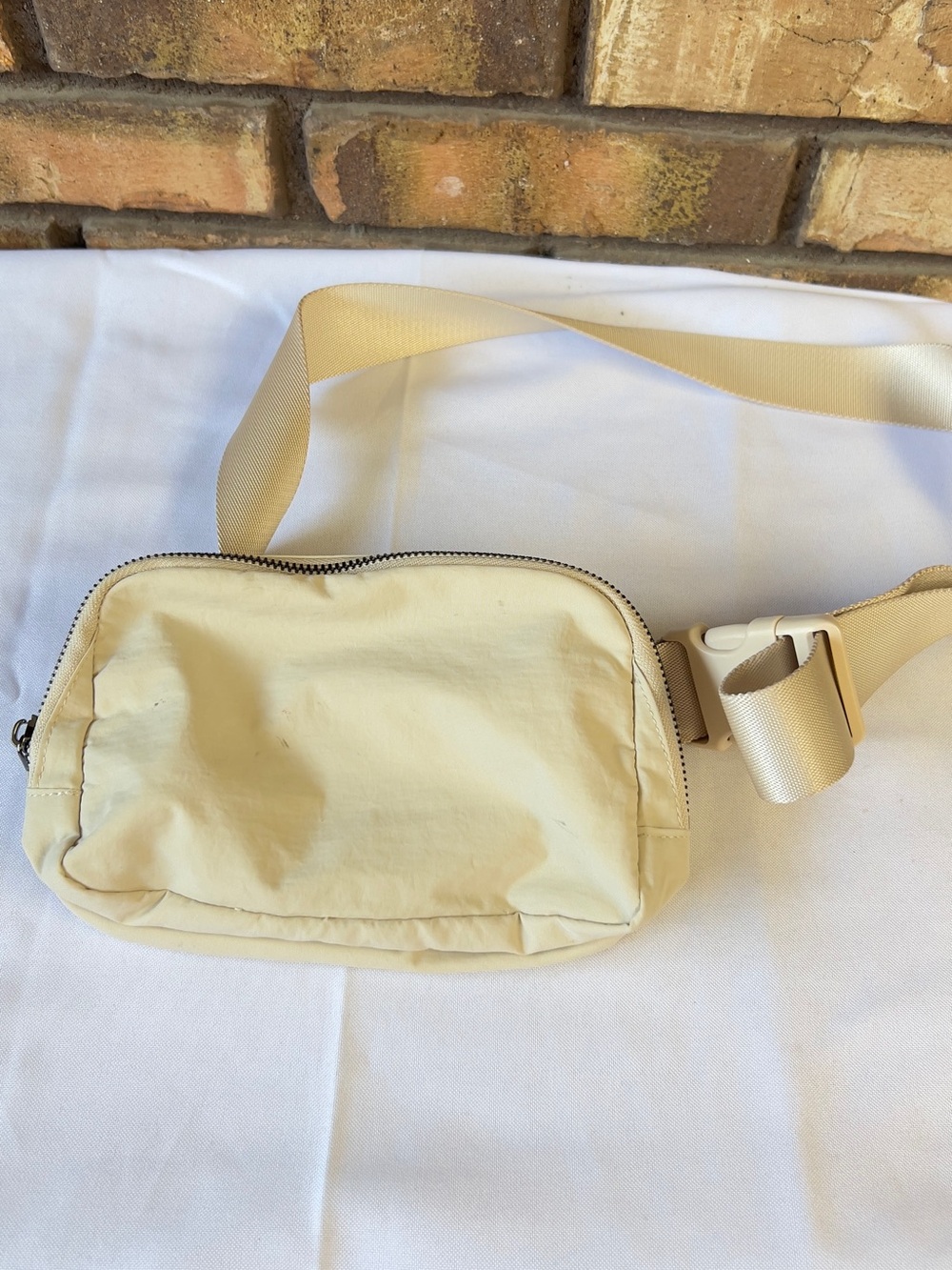 Everyday Cream Belt Bag with Adjustable Strap